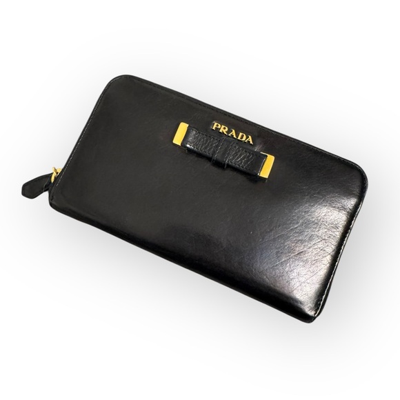 PRADA Bow Saffiano Leather Long Zip Wallet w/ Authenticity Card and Receipt - Picture 15 of 16